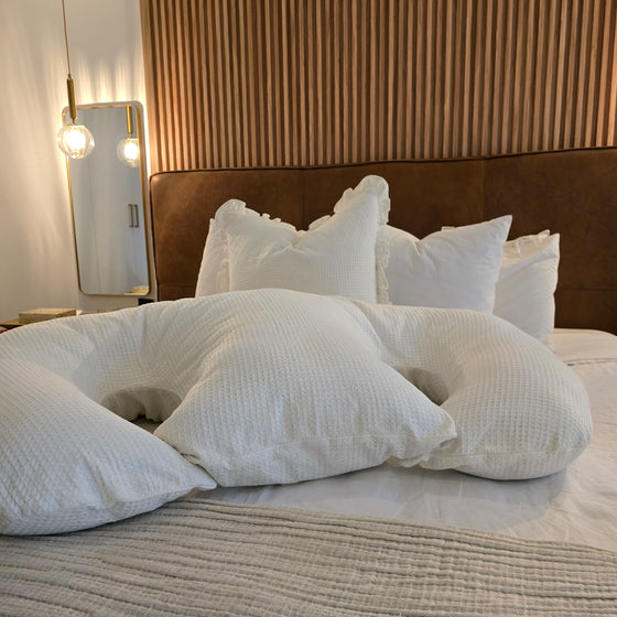 Twin Feeding Pillow | Cream Waffle