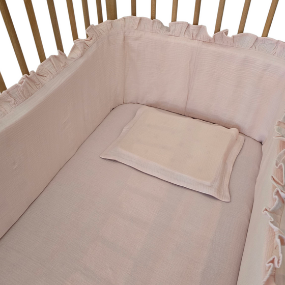Cot Bumper | Frilled Muslin