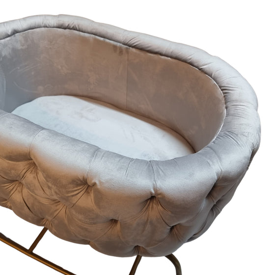 Deep Buttoned Velvet Bassinet – Delicious Monsters
