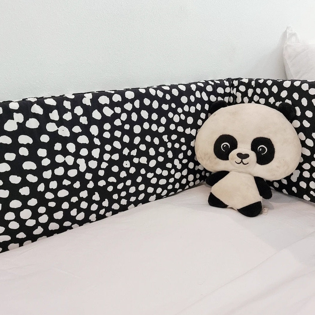 Cot Bumper White on Black Spot Delicious Monsters